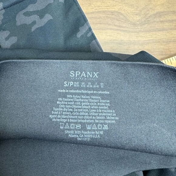 Spanx look at me now camo leggings women’s size small gray - Picture 5 of 8